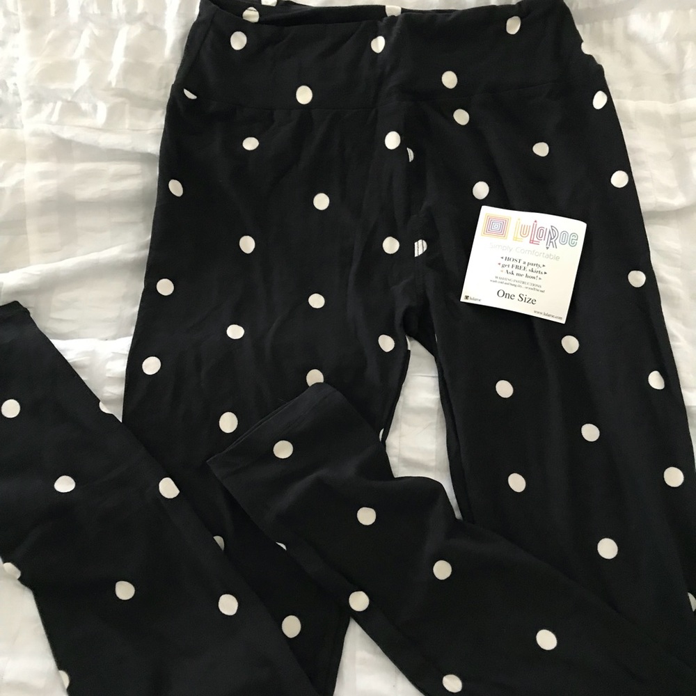 Lularoe OS BLACK polkadot leggings